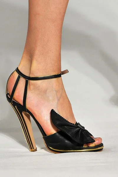 Look 30
